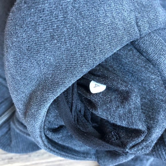 LULULEMON Asymmetrical Scuba Runch Full Zip Jacket - Picture 2 of 10